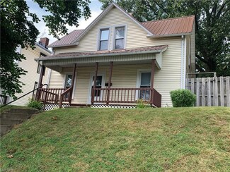 910 Orange St, Coshocton, OH 43812