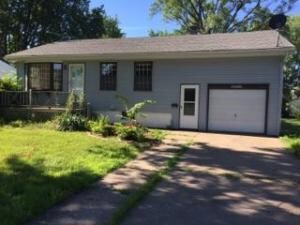 235 W Cedar Lane Dr, Walcott, IA 52773