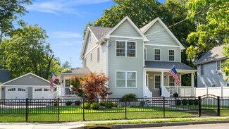 258 S Academy St, Hightstown, NJ 08520