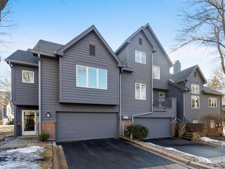 2201 Sherwood Ct, Hopkins, MN 55305