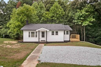 13 Willard St, Liberty, SC 29657