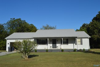 143 Perkins Wood Rd, Hartselle, AL 35640