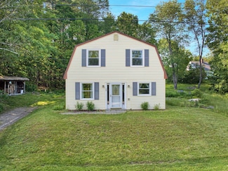 14 W Court Rd, Sunapee, NH 03782