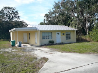 2209 N 42nd St, Fort Pierce, FL 34946