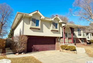 7326 S 140th Ave, Omaha, NE 68138