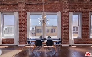 215 W 7th St Unit 1402, Los Angeles, CA 90014