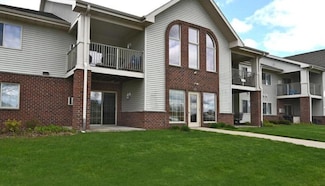 W1060 Marietta Ave Unit 112, Ixonia, WI 53036