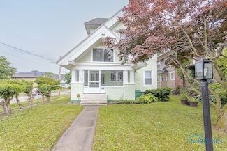 2740 Robinwood Ave, Toledo, OH 43610