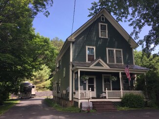 10 Maple St, Woodstock, VT 05091