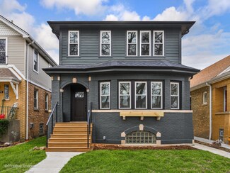 6578 N Onarga Ave, Chicago, IL 60631