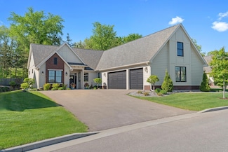 2475 Sydney Ln, Hudson, WI 54016