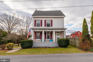 4242 Dillingersville Rd, Zionsville, PA 18092
