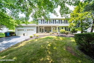 29 Chatham Ridge Dr, Freehold, NJ 07728