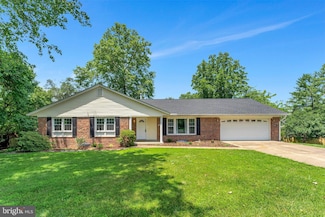 10104 Joy Ln, Vienna, VA 22181