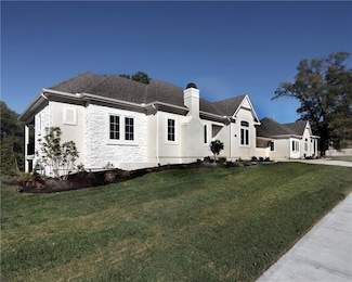 7231 Allman Rd, Shawnee, KS 66217