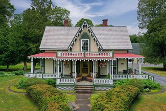 382 Hewitt Rd, Bristol, VT 05443