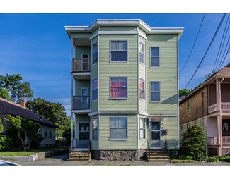 33 Oakland St, Salem, MA 01970
