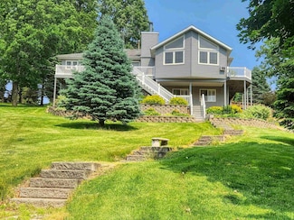 27-53 Ridgeview Dr, Lanark, IL 61046