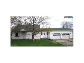 4090 Reiss Rd, Rootstown, OH 44272