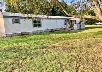 795 Stringtown Rd, Sacramento, KY 42372