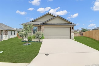 489 Middle Green Loop, Floresville, TX 78114