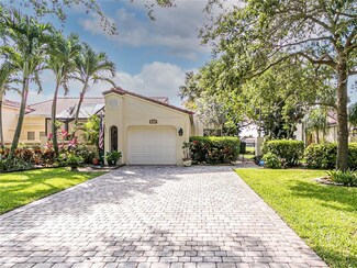 654 Deer Creek Emerald Way E, Deerfield Beach, FL 33442