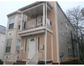 37 Lewis St, Lynn, MA 01902