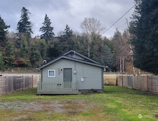 1113 S 7th St, Mount Vernon, WA 98273