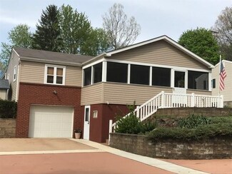 2405 Center St, White Oak, PA 15131