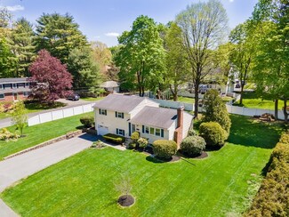 17 Arthur St, Natick, MA 01760