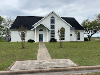 763 Fisher St, Matagorda, TX 77457