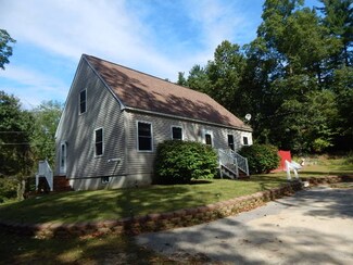 58 Lake Rd, Brentwood, NH 03833