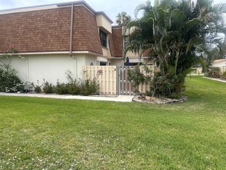 2633 NW 7th Ct Unit B, Delray Beach, FL 33445