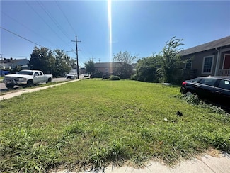 1536 N Robertson St, New Orleans, LA 70116