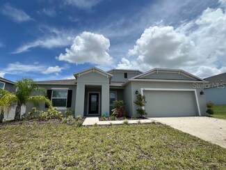516 Ingleside Ln, Haines City, FL 33844