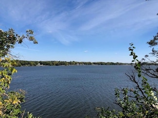 10625 202nd St W, Lakeville, MN 55044