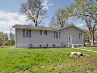 322 Westbrook Dr, Kahoka, MO 63445