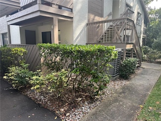 604 Summerhill Ct Unit B, Safety Harbor, FL 34695