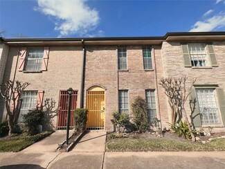 1715 Moritz Dr Unit 33, Houston, TX 77055