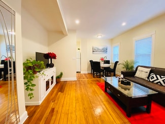 23 Charnwood Rd Unit 1, Somerville, MA 02144