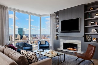 1 Franklin St Unit 4210, Boston, MA 02110