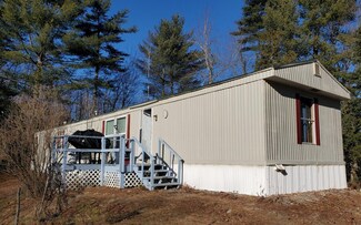 33 Poland Woods Rd, Morrill, ME 04952