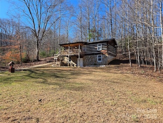 536 Hickory Springs Rd, Burnsville, NC 28714