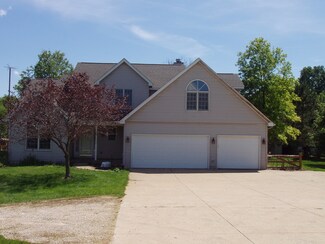 2990 N 41st Rd, Sheridan, IL 60551