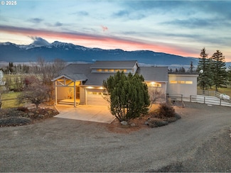 19 Valley Heights Dr, Enterprise, OR 97828