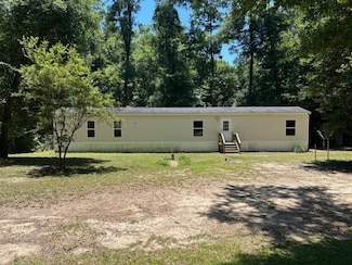 2065 Wayside Farm Rd, Havana, FL 32333