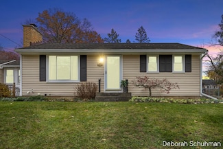 3134 Cheney Ave NE, Grand Rapids, MI 49505