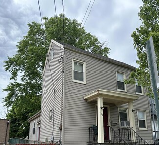 76 Guilden St, New Brunswick, NJ 08901