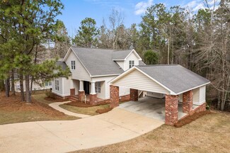 12 Stoneridge S, Hattiesburg, MS 39402