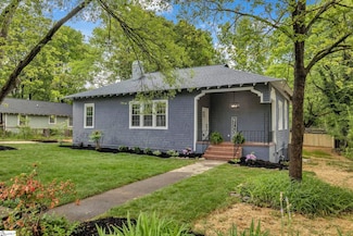 2 Maplecroft St, Greenville, SC 29609